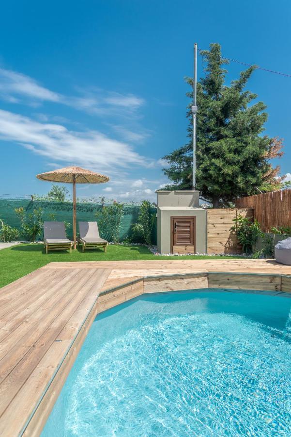 Modern House With Pool Near Beach Gazi Exterior foto